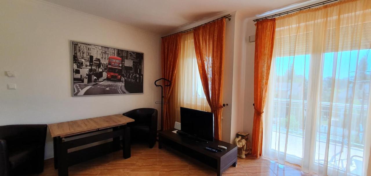 Bazsi Golden Beach Apartman Siófok Extérieur photo