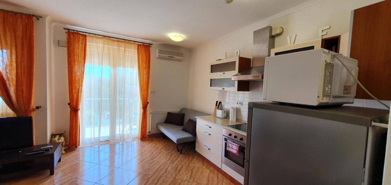 Bazsi Golden Beach Apartman Siófok Extérieur photo